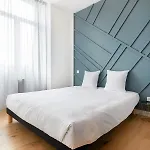 Colonel Apartment *