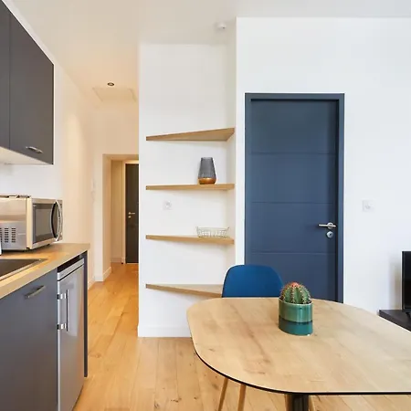 Colonel Apartment