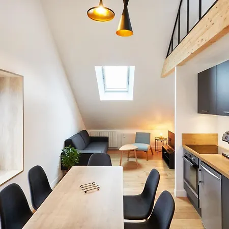 Colonel * Laval (Mayenne)