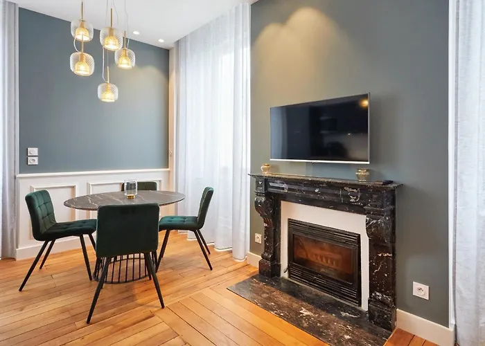 Résidence Colonel * Laval (Mayenne)